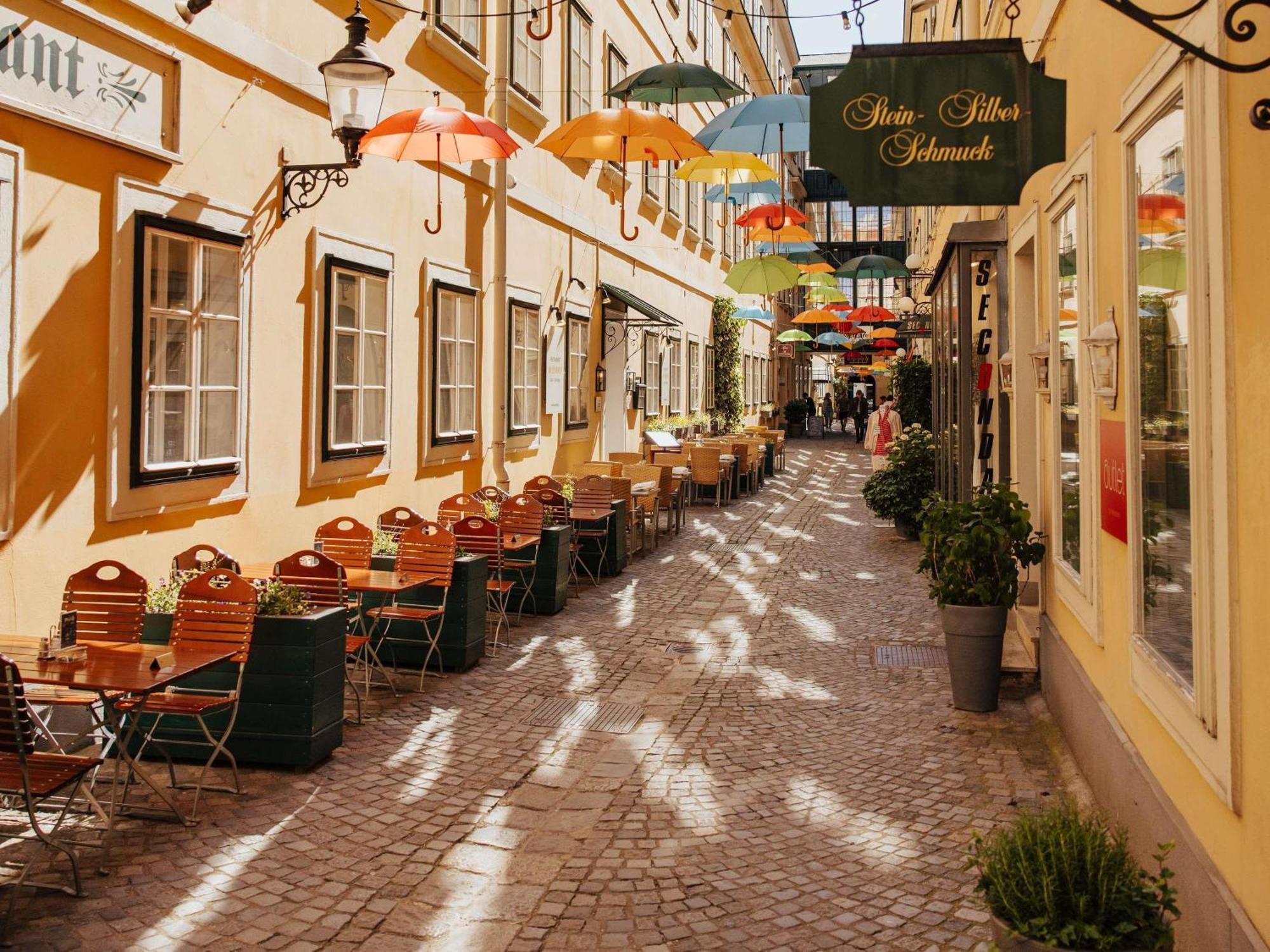 Hotel Mercure Grand Biedermeier 4*