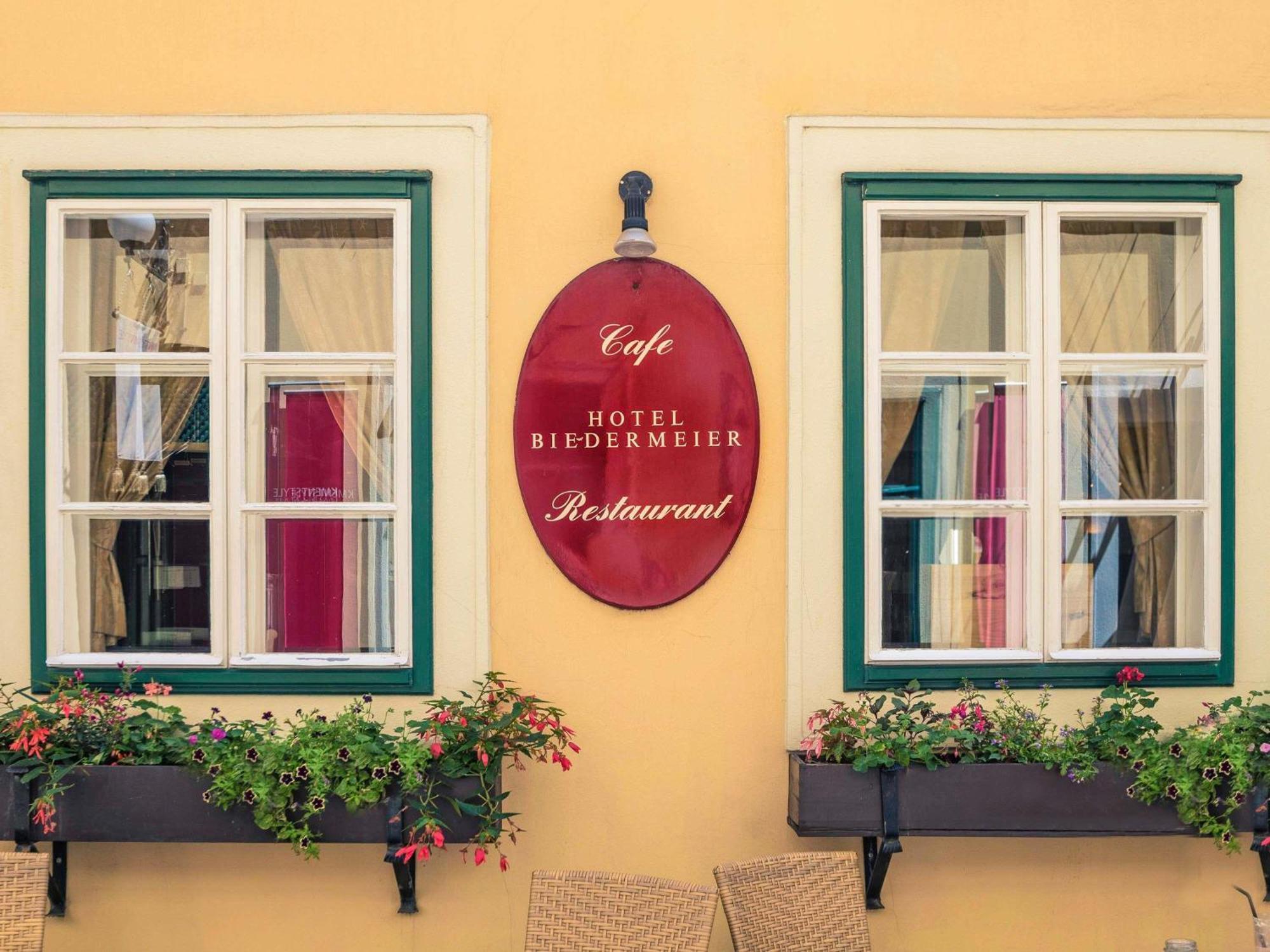 Mercure Grand Biedermeier Hotel 4*